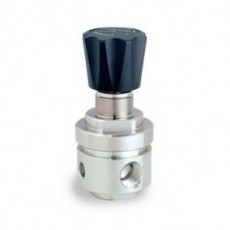 TESCOM 氣壓調節器和減壓器44-3200系列